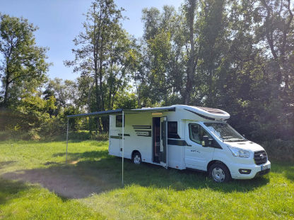 Wohnmobil mit VOrdach